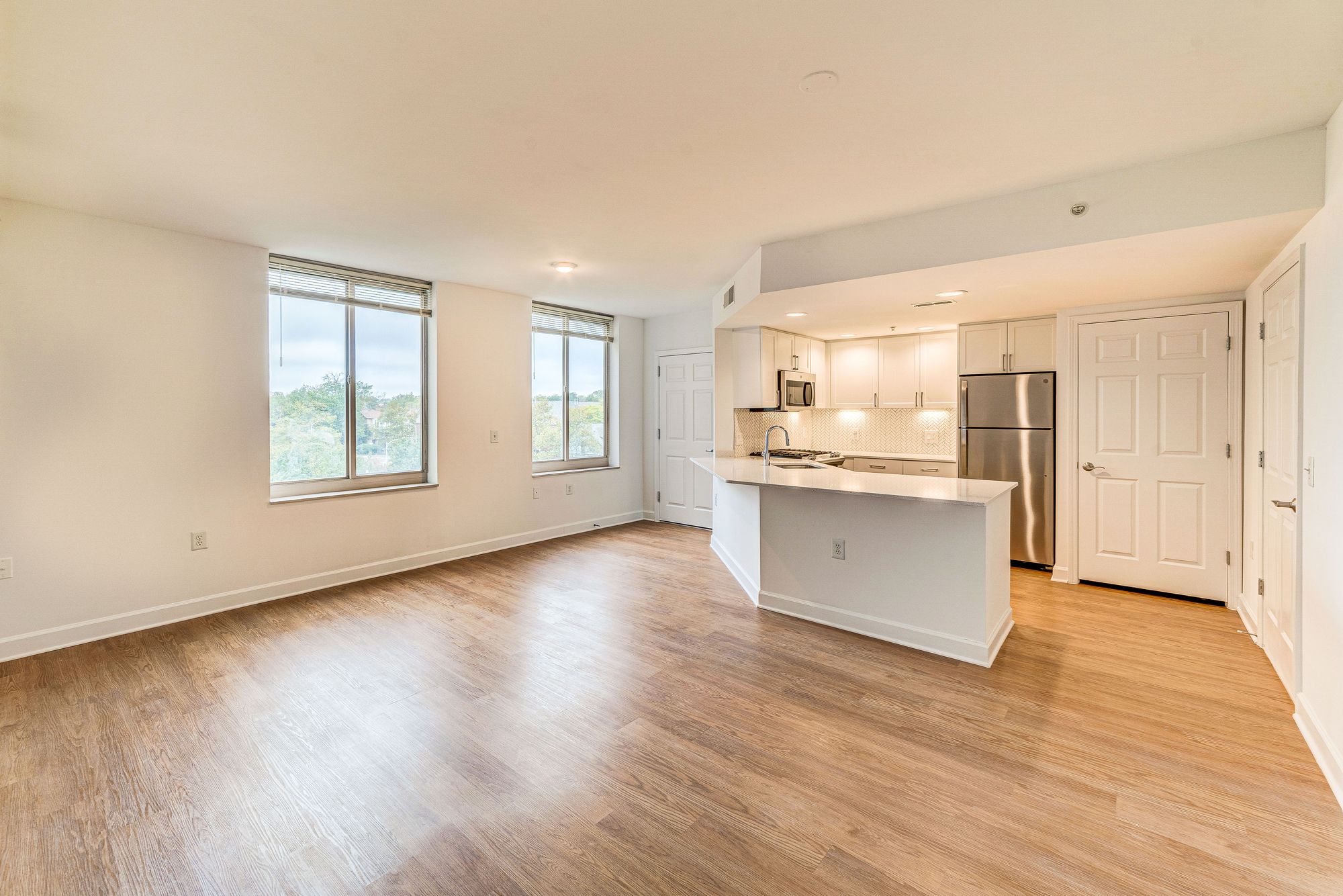 10X Mizner Park renovated open living and kitchen