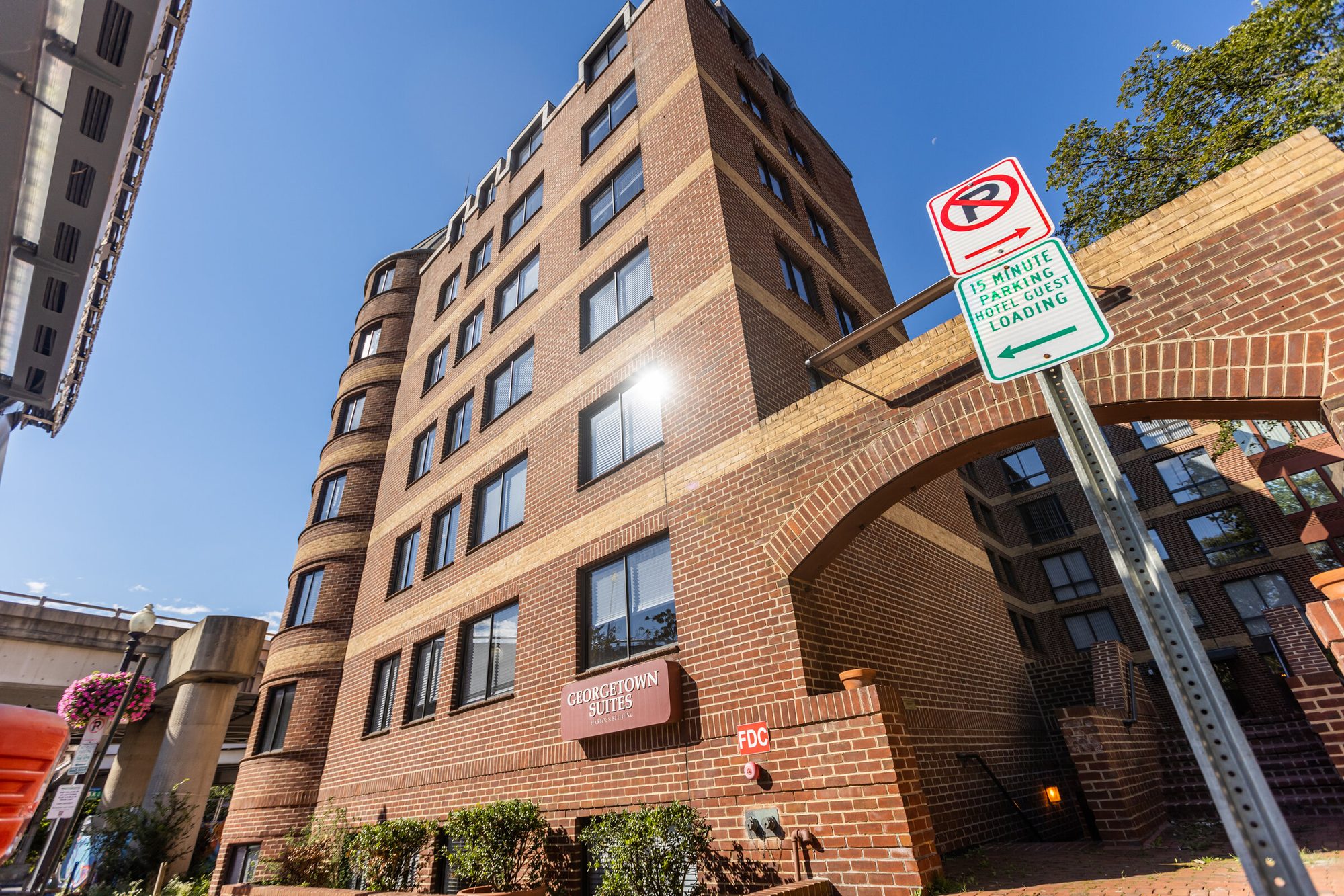 Georgetown Suites building exterior